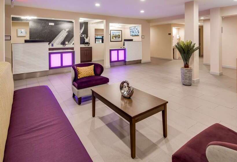 Отель Best Western Huntsville