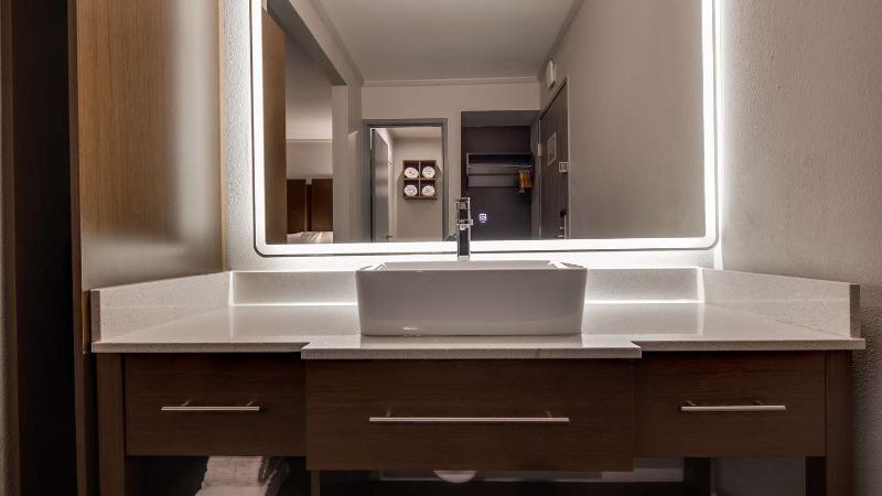 Отель Best Western Huntsville