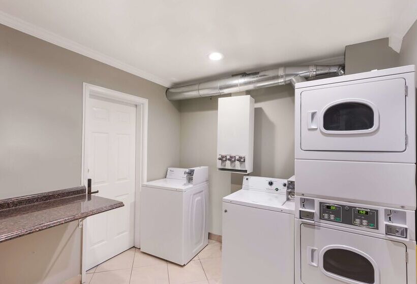 فندق Best Western Mountain View Inn