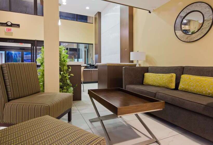 هتل Best Western Oakbrook Inn