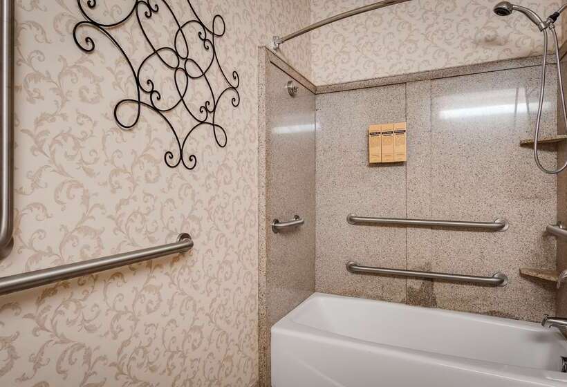 בית מלון כפרי Best Western Plus Abbey Inn