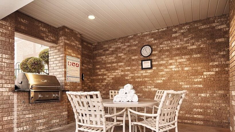 בית מלון כפרי Best Western Plus Abbey Inn