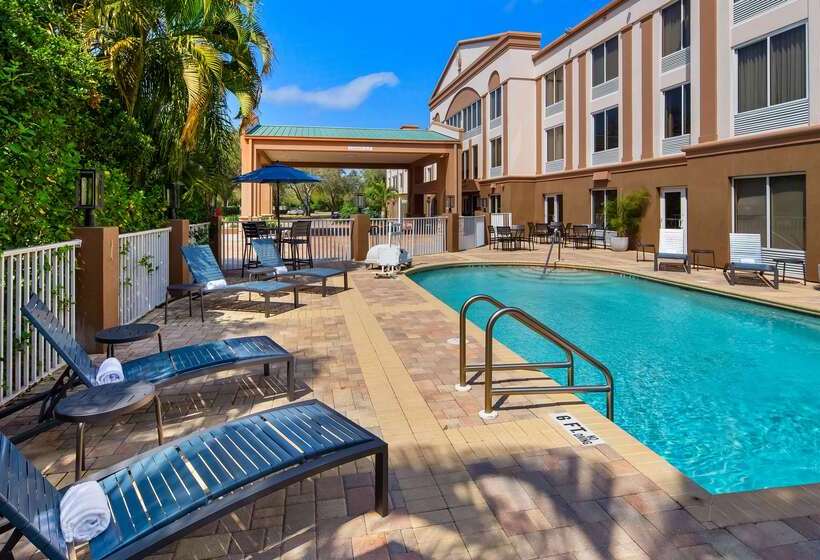 فندق Best Western Plus Ambassador Suites