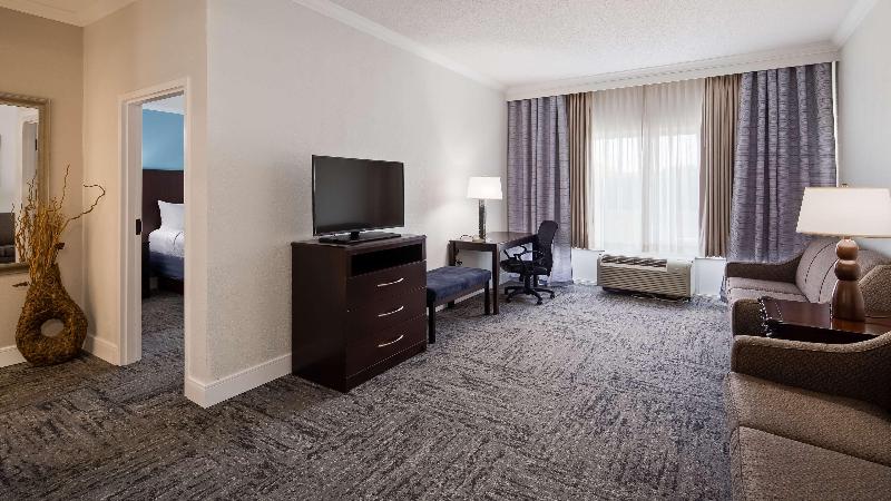 ホテル Best Western Plus Ambassador Suites
