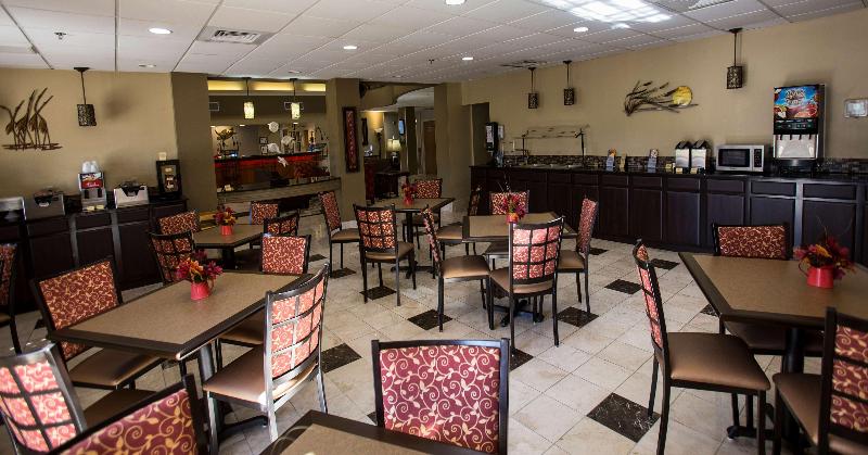 ホテル Best Western Plus Ambassador Suites