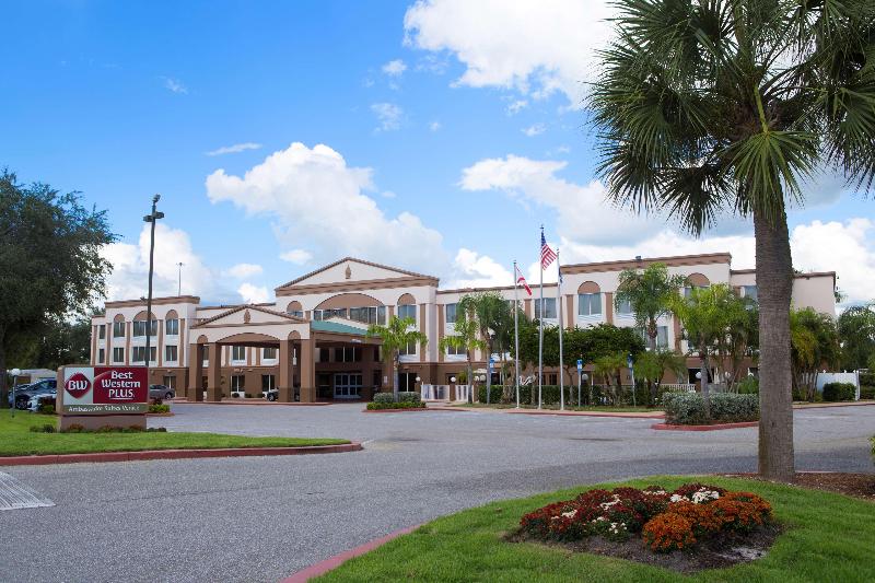 ホテル Best Western Plus Ambassador Suites