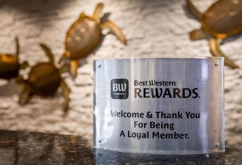 ホテル Best Western Plus Ambassador Suites