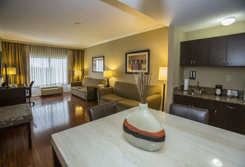 ホテル Best Western Plus Ambassador Suites