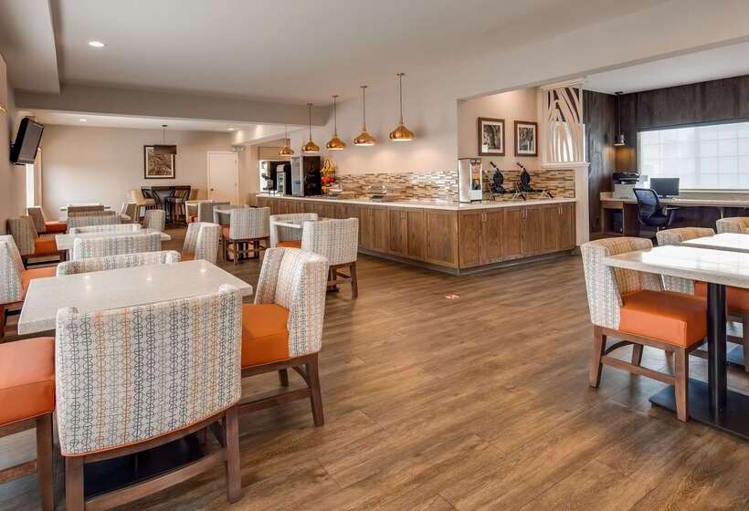 فندق Best Western Plus Bayshore Inn