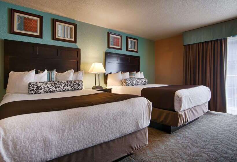 فندق Best Western Plus Bayshore Inn