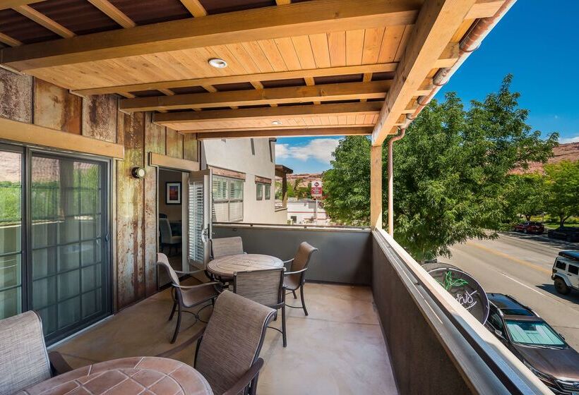 هتل Best Western Plus Canyonlands Inn