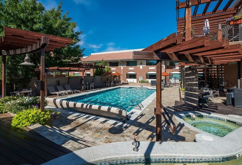 هتل Best Western Plus Canyonlands Inn