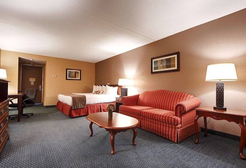 בית מלון כפרי Best Western Plus Chelmsford Inn