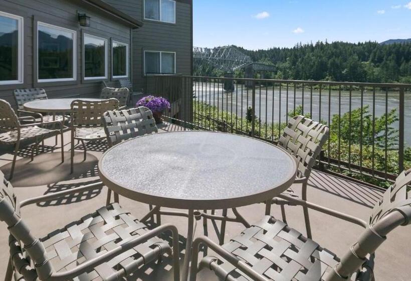 فندق Best Western Plus Columbia River Inn