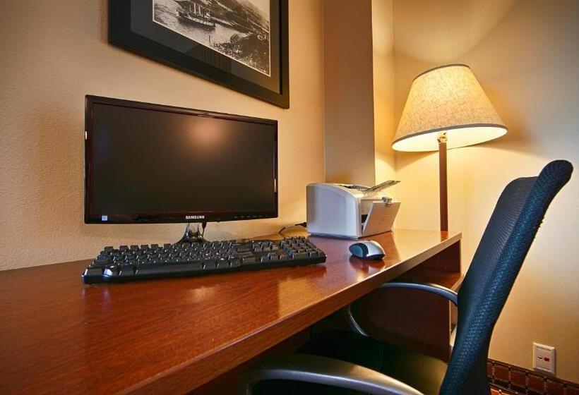 فندق Best Western Plus Columbia River Inn