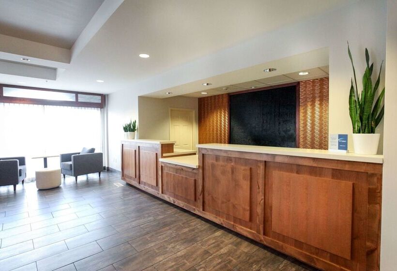 فندق Best Western Plus Cottontree Inn