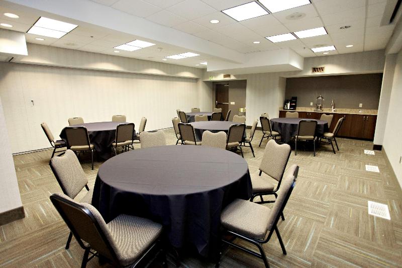 فندق Best Western Plus Cottontree Inn