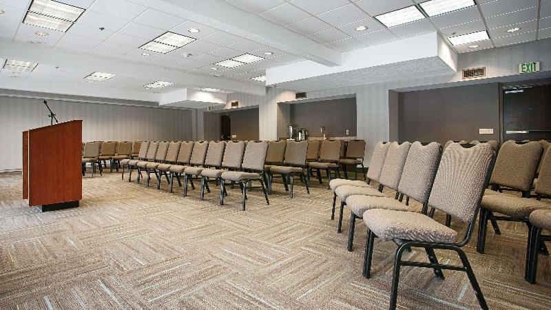 فندق Best Western Plus Cottontree Inn