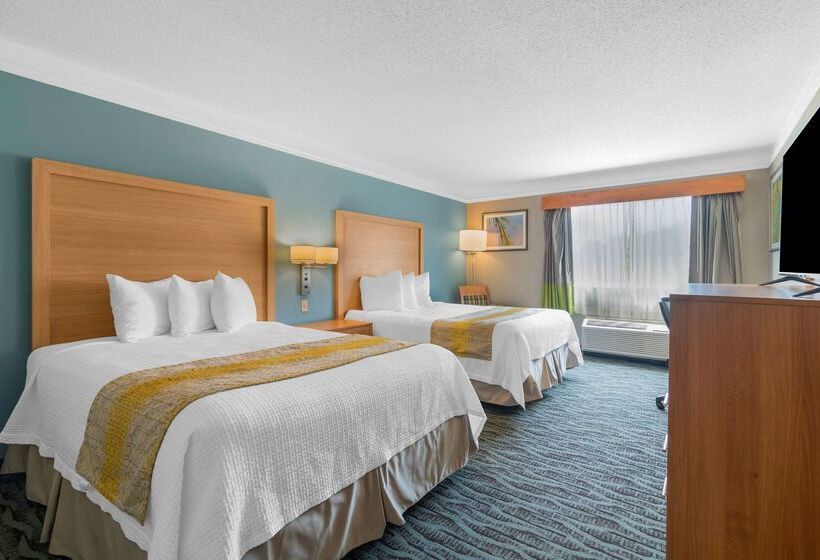 هتل Best Western Plus Executive Court Inn & Conference Center