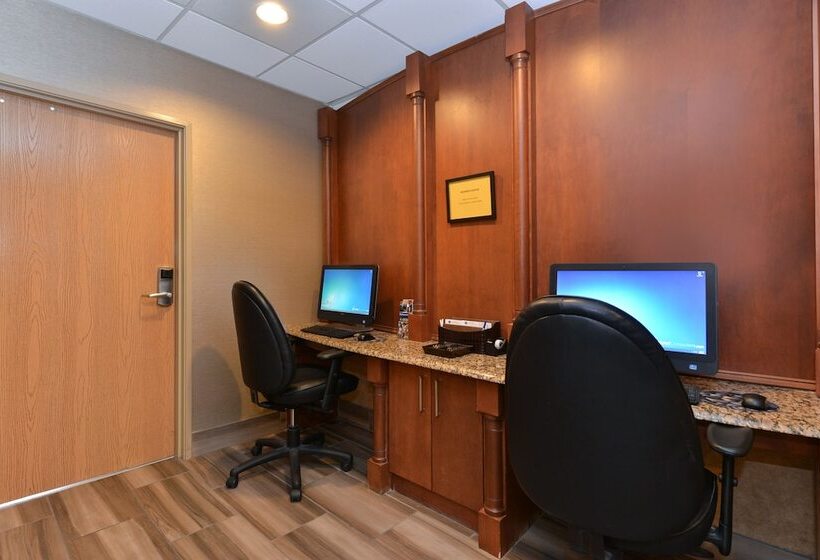 فندق Best Western Plus Peoria