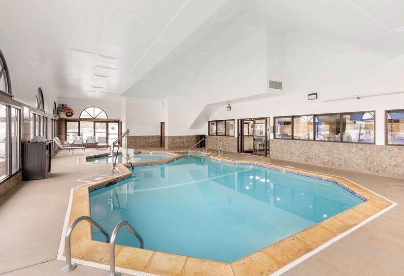 호텔 Best Western St. Louis Inn