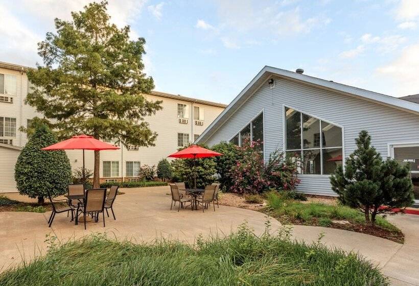 فندق Branson Towers