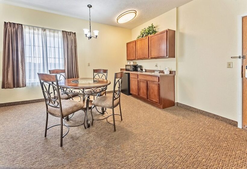 فندق Branson Towers