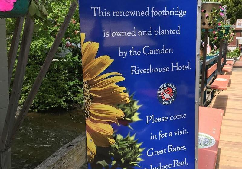 Camden Riverhouse Hotel And Inn