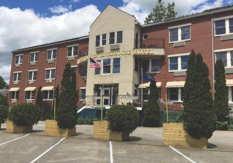 Camden Riverhouse Hotel And Inn