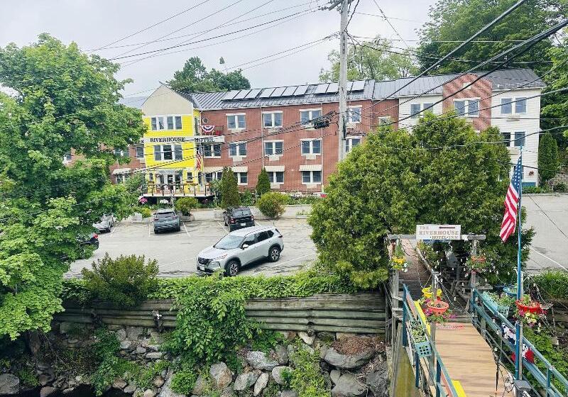 Camden Riverhouse Hotel And Inn