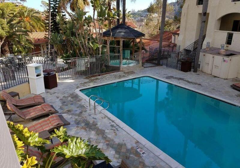 فندق Catalina Canyon Inn