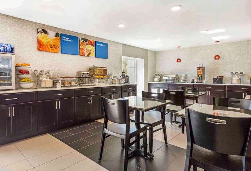 酒店 Comfort Inn Airport