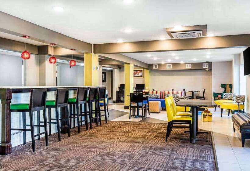 酒店 Comfort Inn Airport