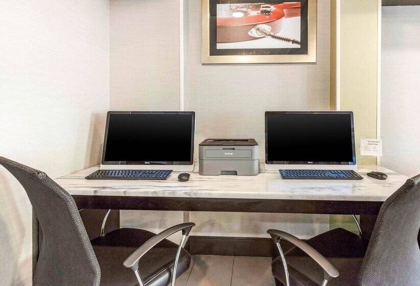 酒店 Comfort Inn Airport