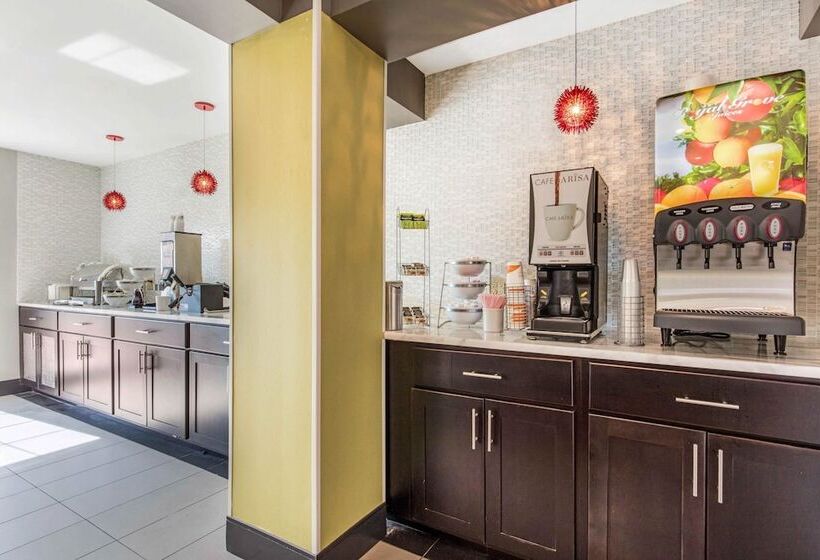 酒店 Comfort Inn Airport