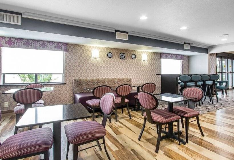 ホテル Comfort Inn Midtown