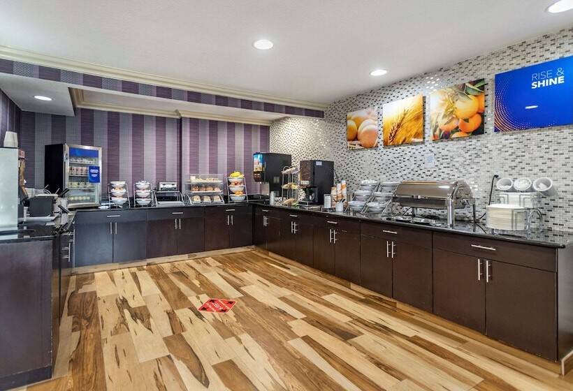 ホテル Comfort Inn Midtown