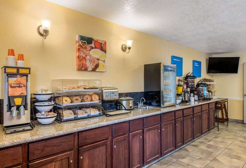 בית מלון כפרי Comfort Inn Mount Shasta Area