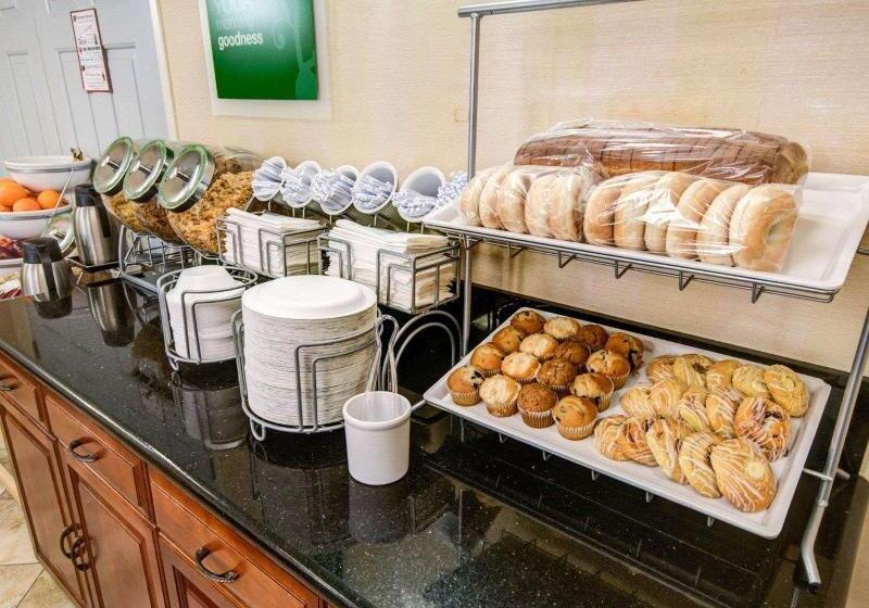 هتل Comfort Inn Redding Near I 5