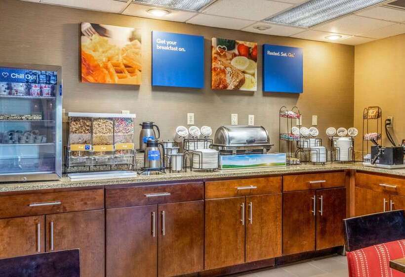 هتل Comfort Inn