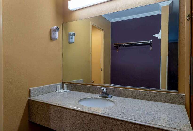 فندق Days Inn By Wyndham Anderson In