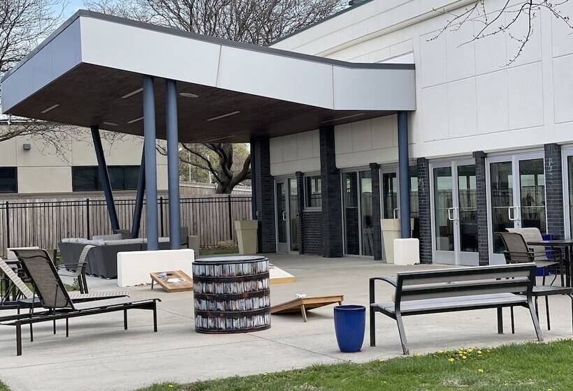 호텔 Doubletree By Hilton Omaha Southwest