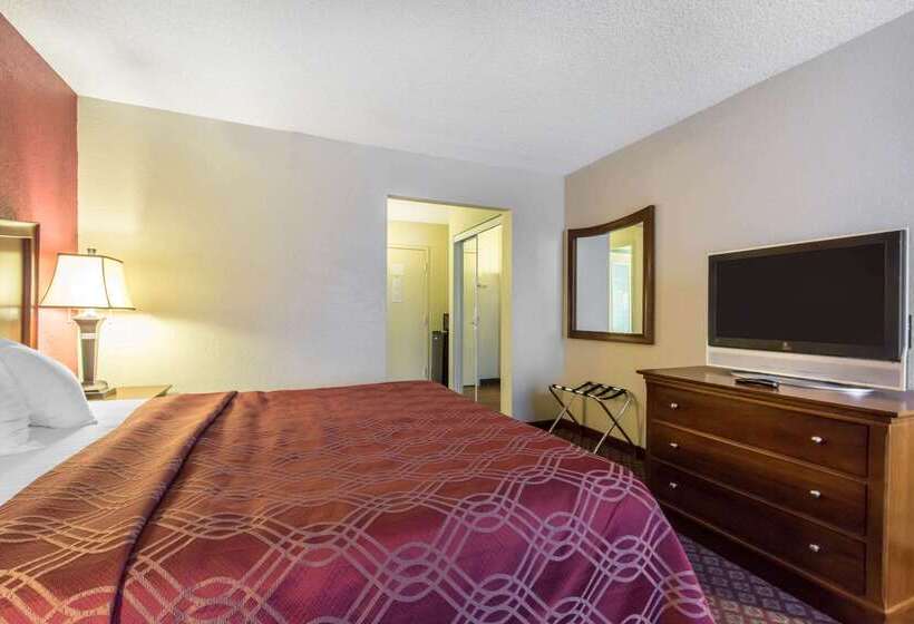 فندق Econo Lodge Inn & Suites Joplin