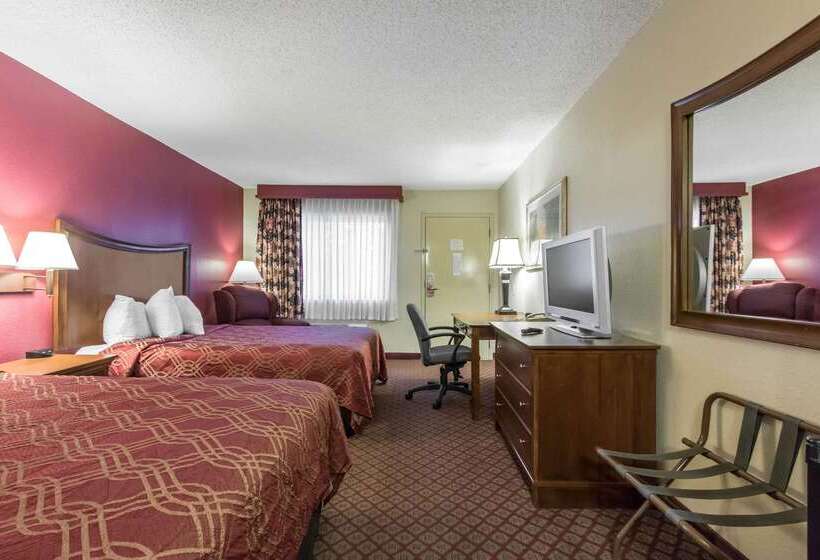 فندق Econo Lodge Inn & Suites Joplin