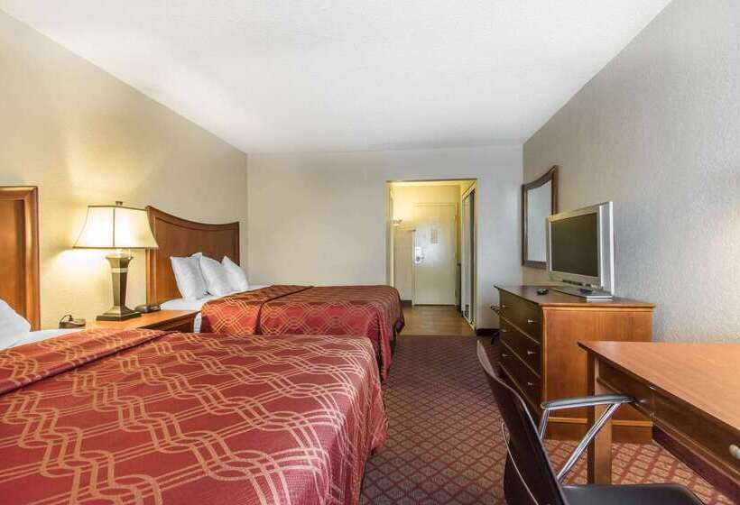 فندق Econo Lodge Inn & Suites Joplin