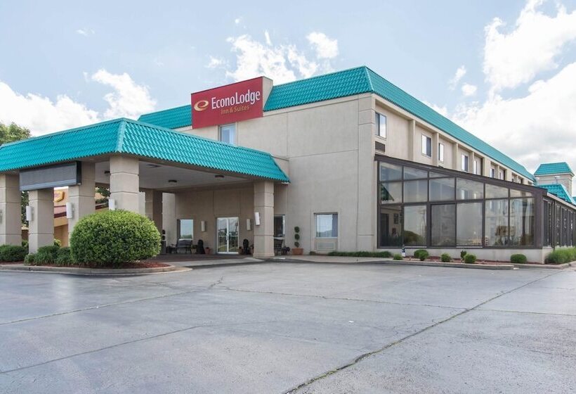 فندق Econo Lodge Inn & Suites Joplin