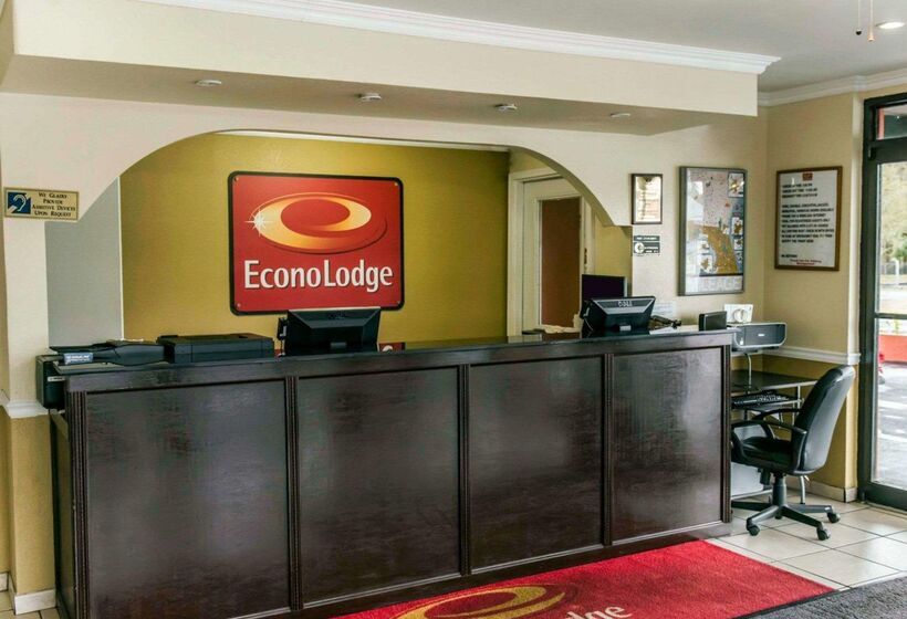 Отель Econo Lodge Perry