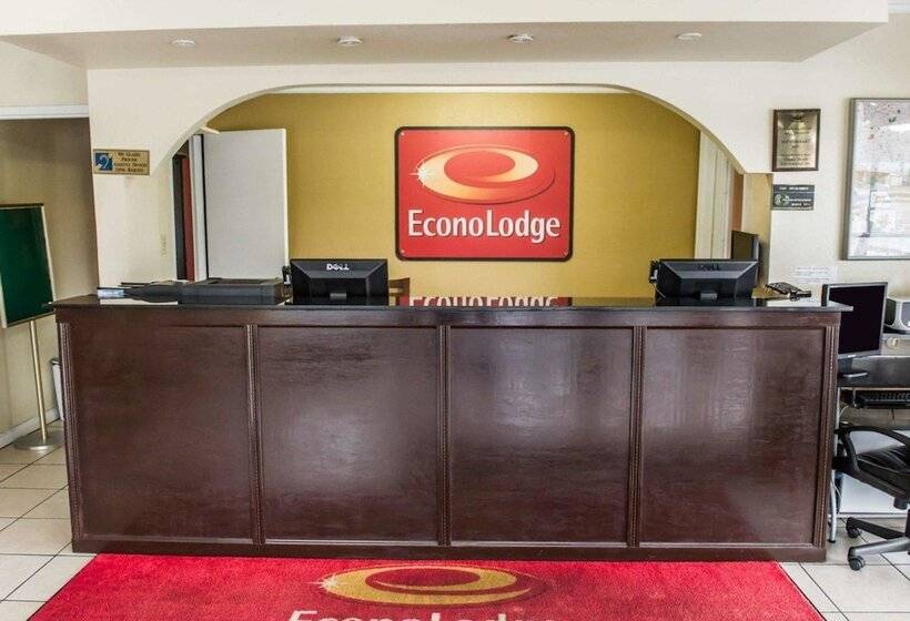Отель Econo Lodge Perry