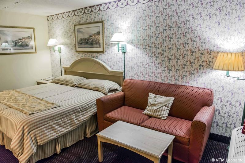 Отель Econo Lodge Perry