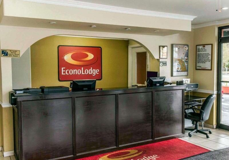 Отель Econo Lodge Perry
